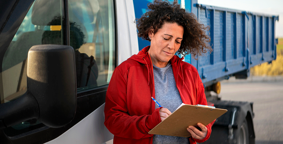 How Do ELDs and Paper Logs Compare? A Side-by-Side View How Do ELDs and Paper Logs Compare? A Side-by-Side View